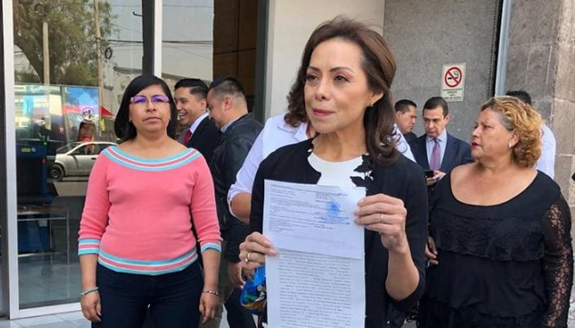 VIDEO: Josefina Vázquez Mota reaparece y presenta 58 amparos para mantener las estancias infantiles