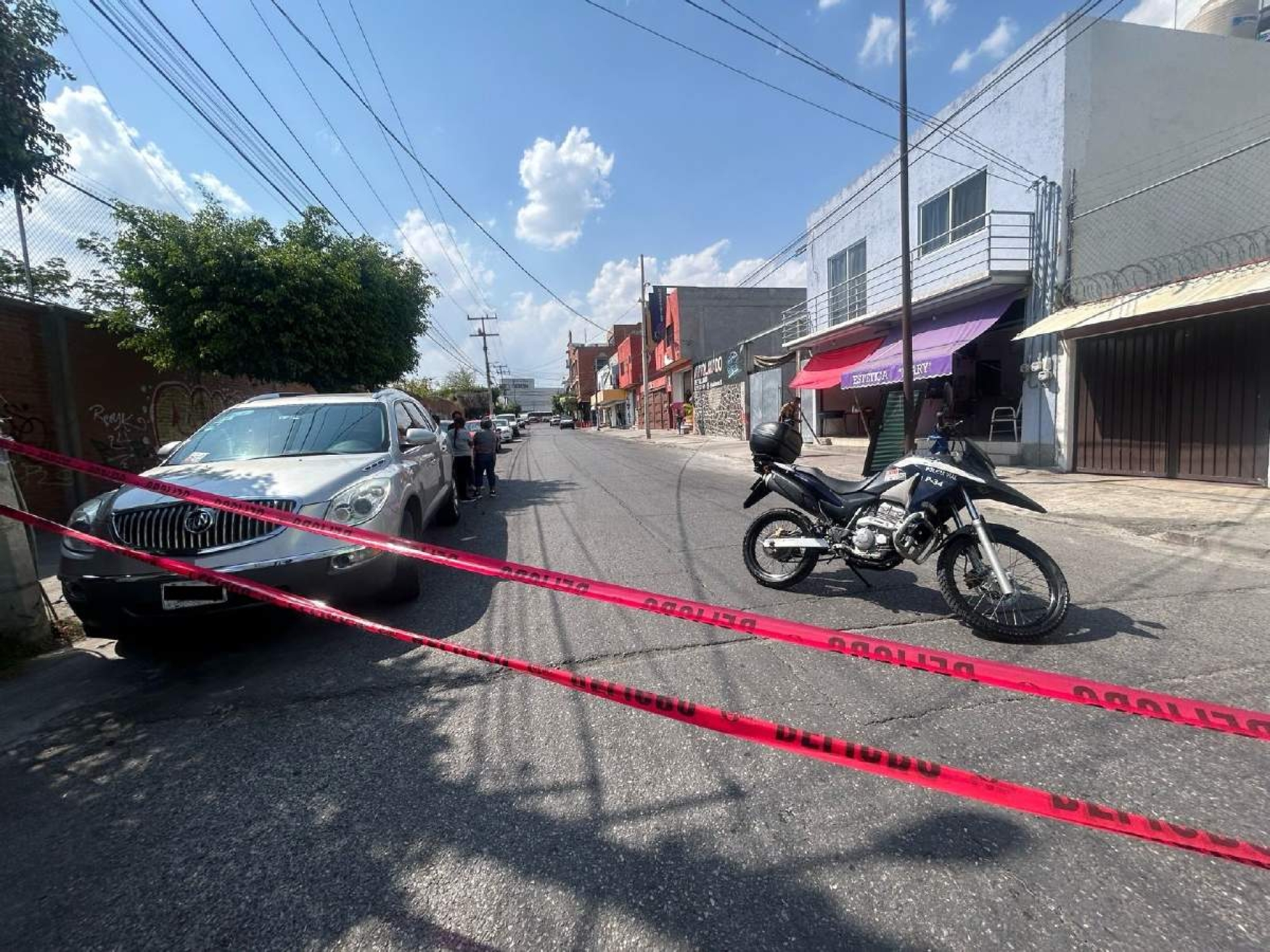 Asesinan a un mecánico mientras comía