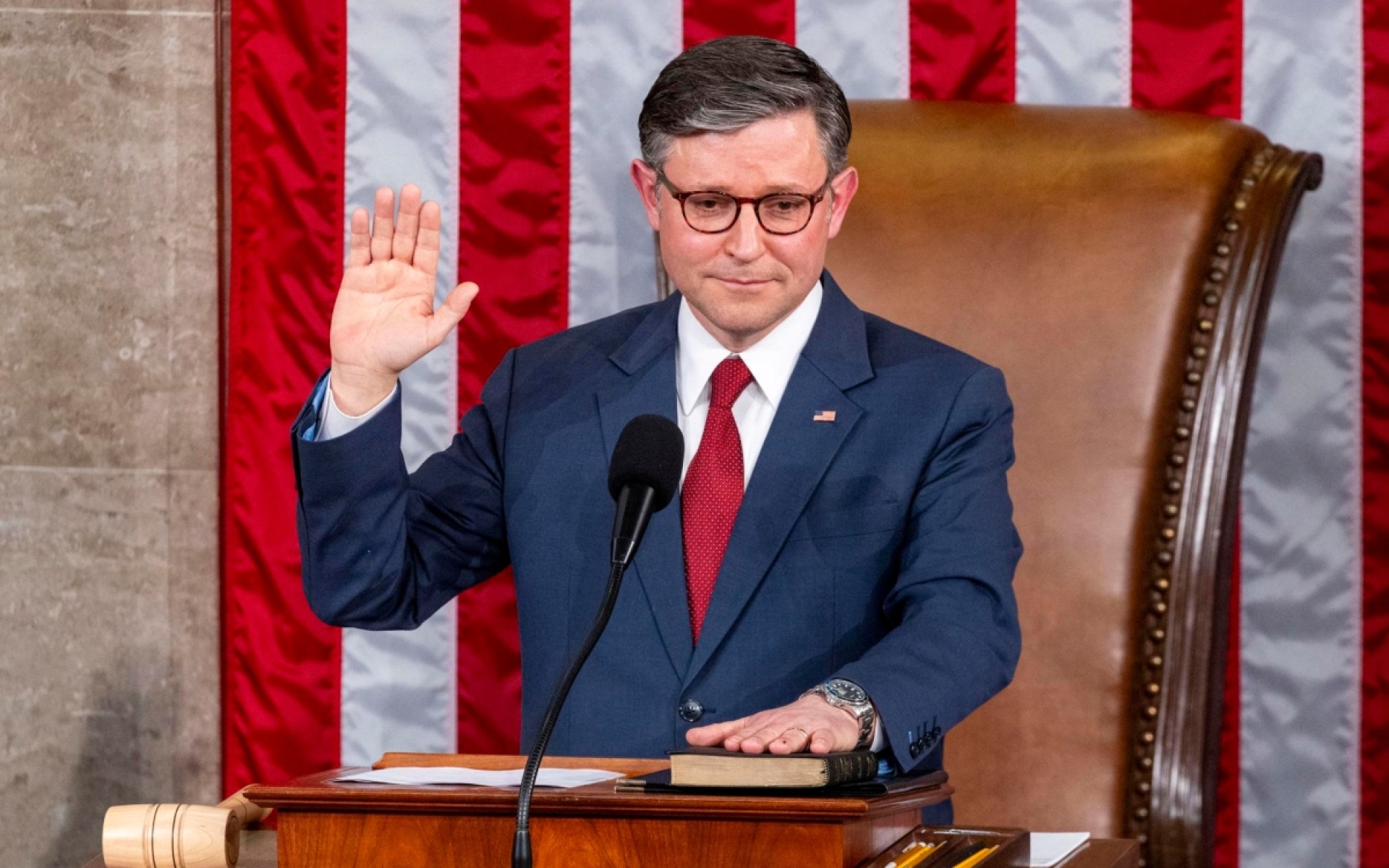 Mike Johnson es reelegido presidente de la Cámara de Representantes de Estados Unidos