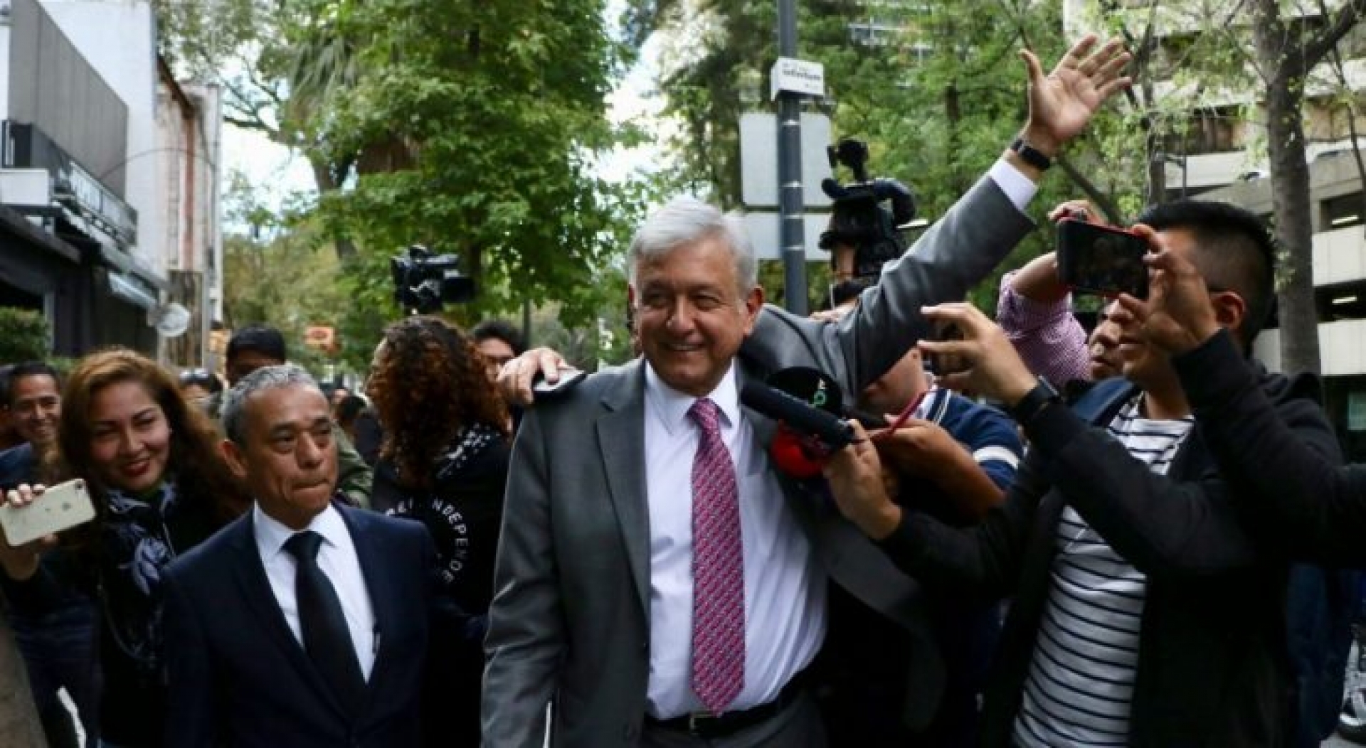 Contratistas del NAICM acuerdan finiquitar contratos. “No hubo tormenta, llovió un poquito”: AMLO