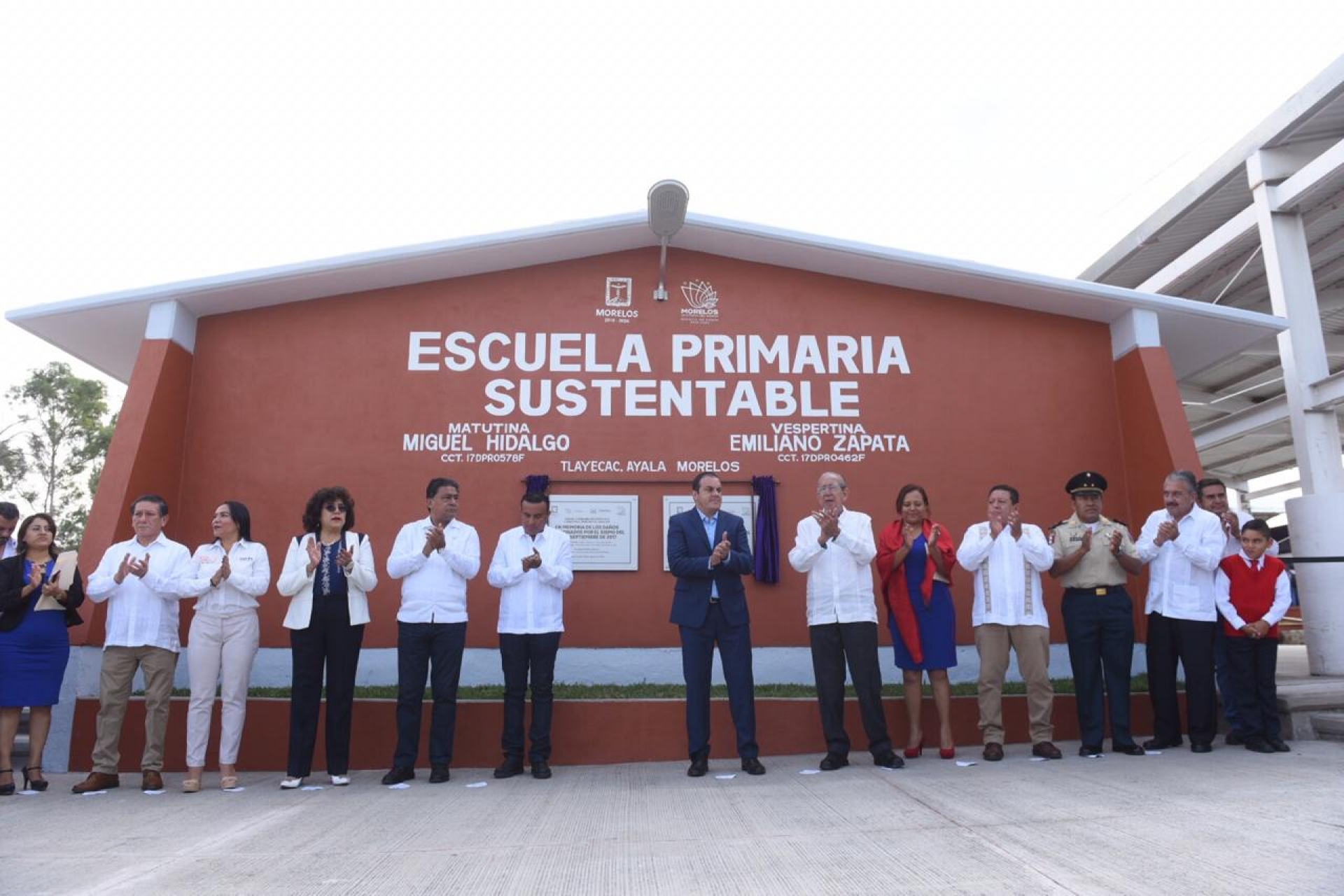 Inaugura Cuauhtémoc Blanco ciclo escolar 2019-2020, en Ayala