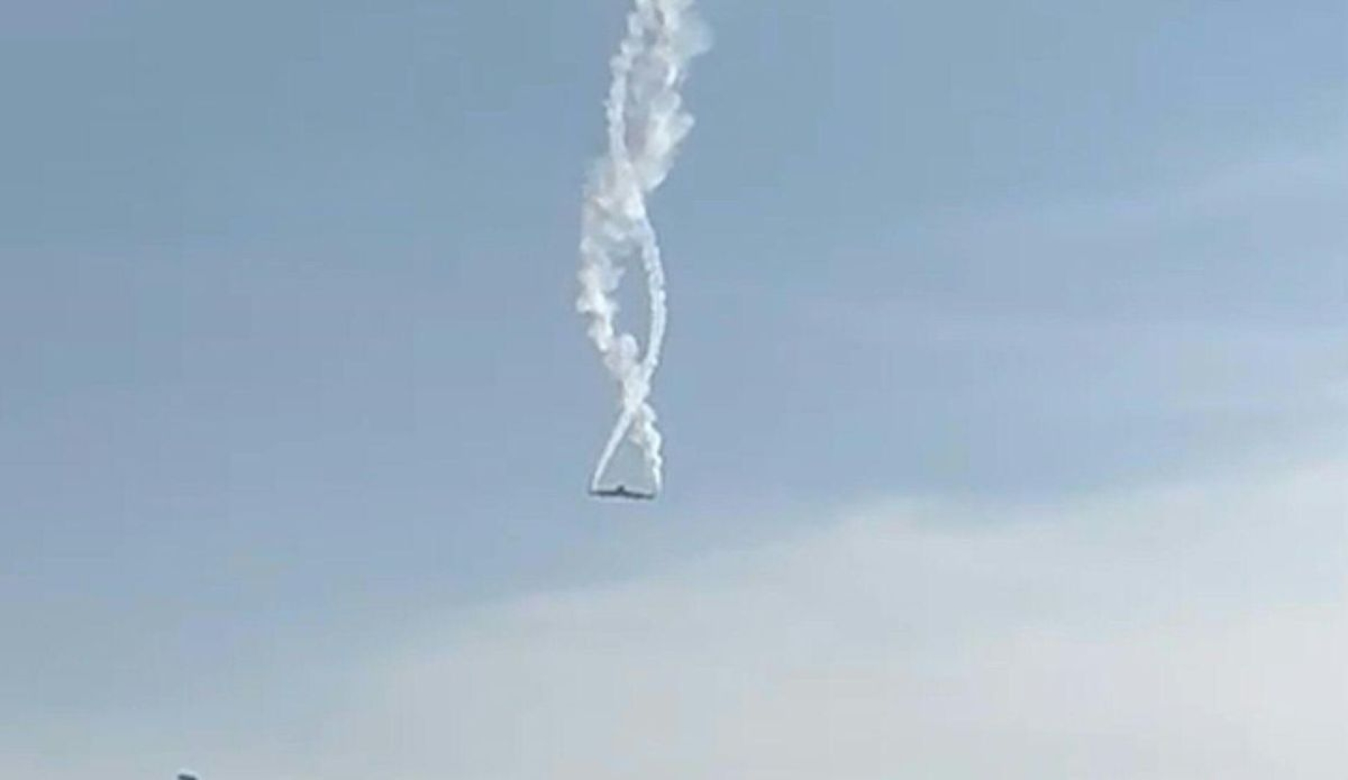 Avión militar turco se estrella en Georgia con 20 personas a bordo