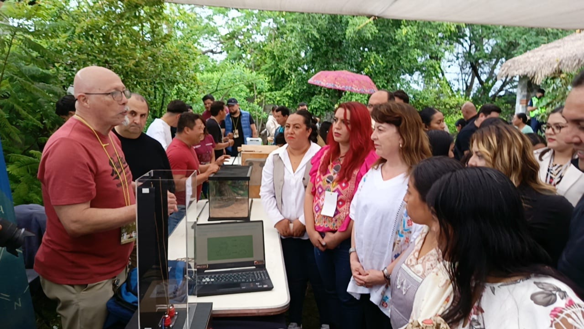 Inaugura gobernadora Margarita González Saravia primera feria de la 'Ruta de la Ciencia', en Cuentepec