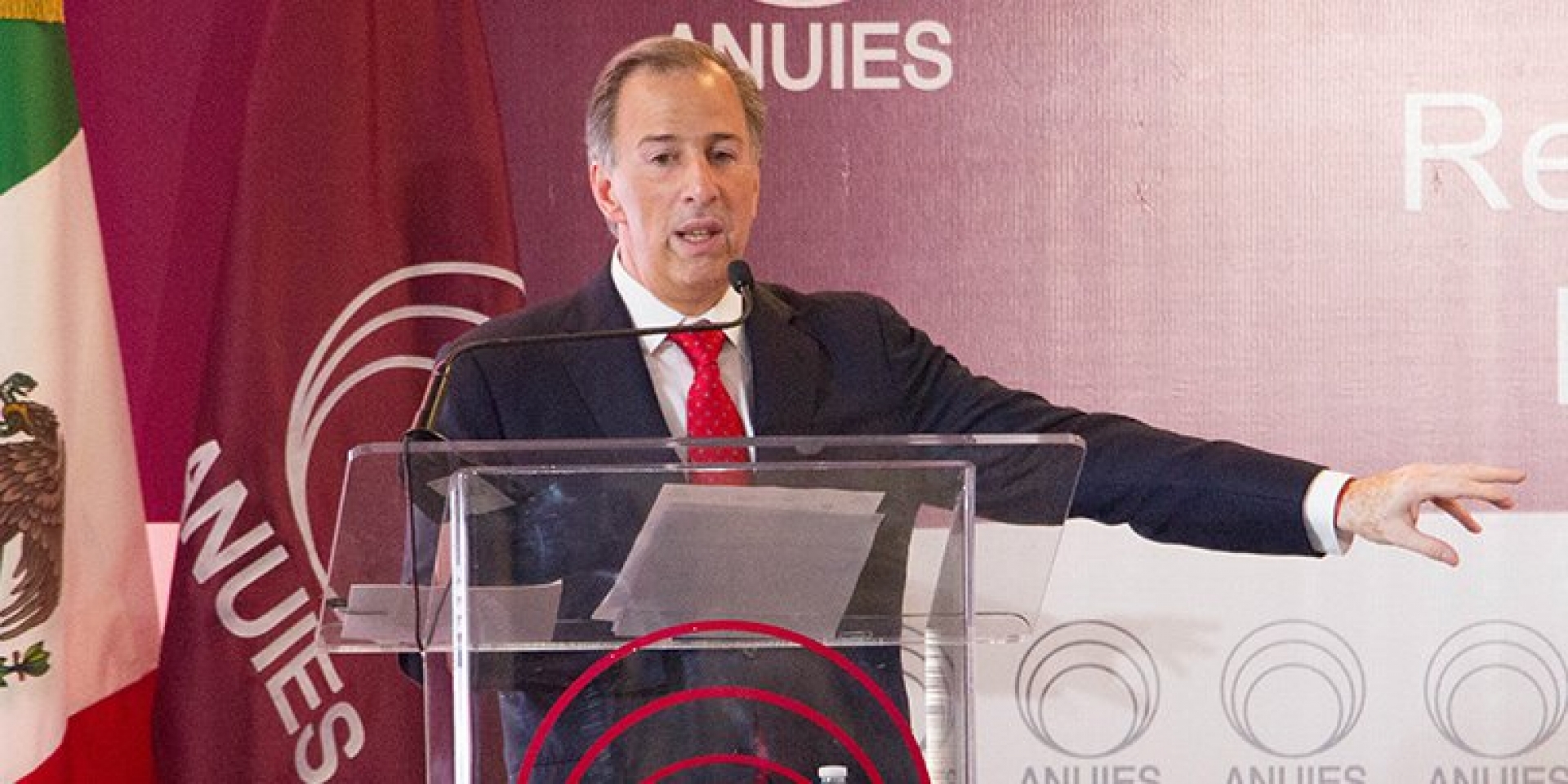 Meade respalda a Coparmex para aumentar salario mínimo a $98