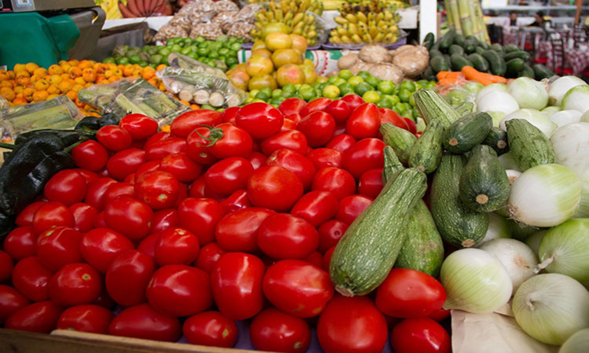 Cebolla, nopales y limón bajan de precio