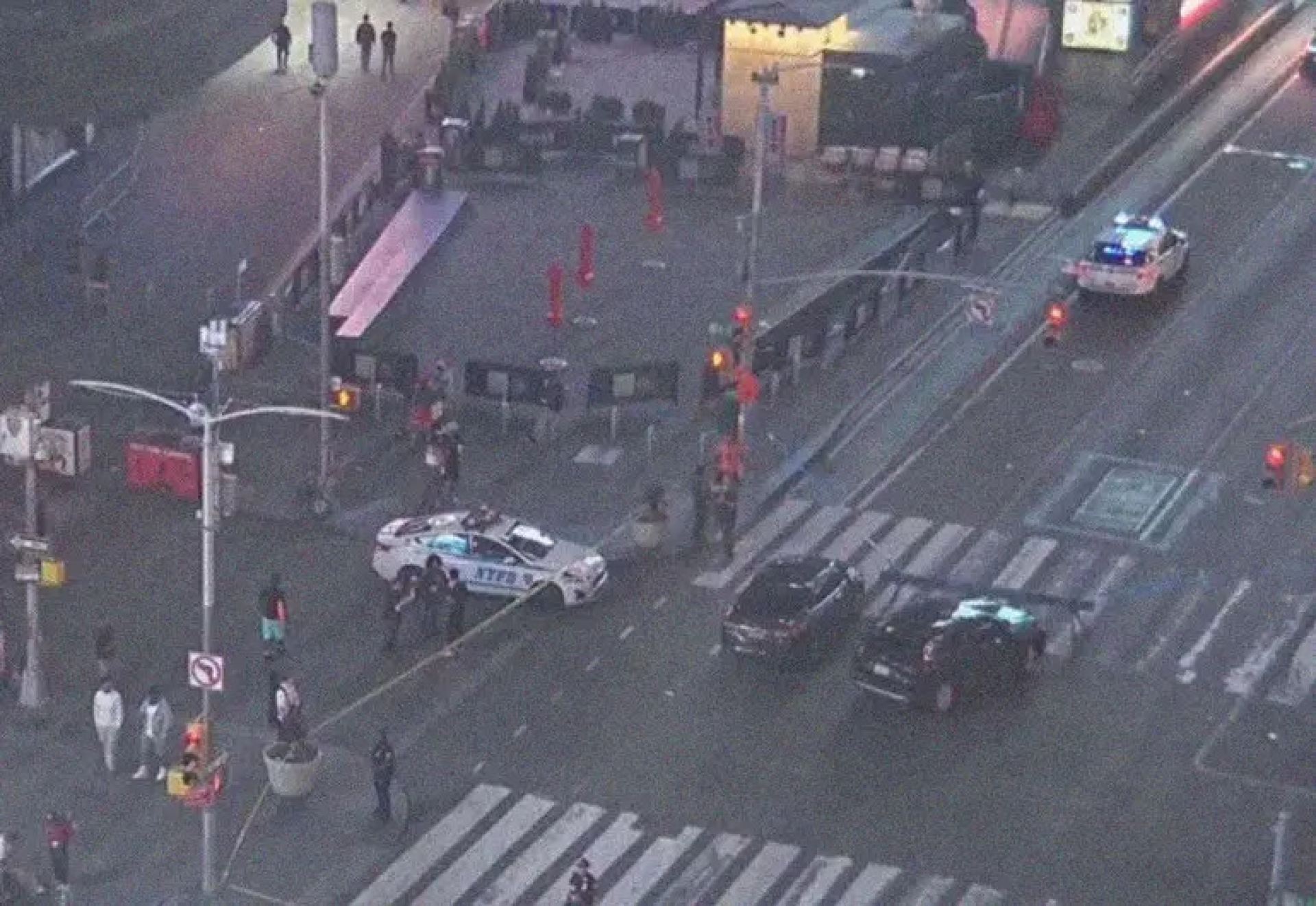 Tiroteo en Times Square deja tres heridos y un detenido menor de edad