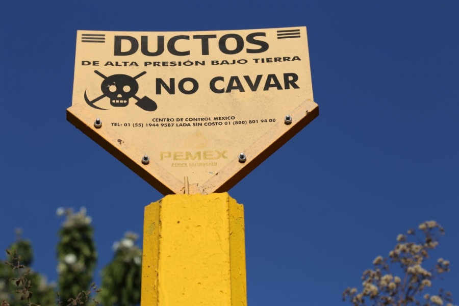 Con diques frenaron derrame de gasolina por otra toma clandestina en Ocotepec