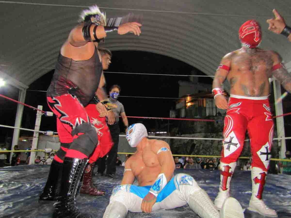 Stuka Jr. sale con el triunfo de la Arena Cri Cri