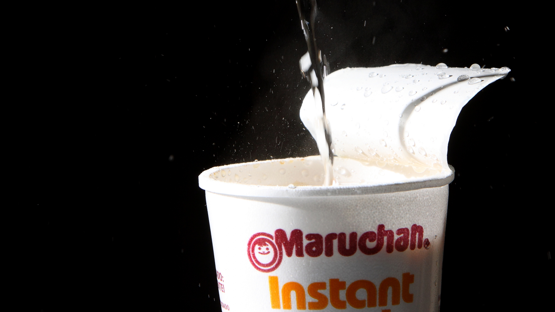 ¿De qué está hecha la sopa instantánea?