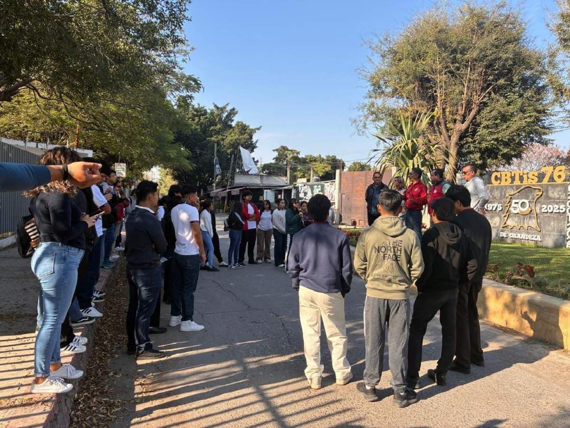 Fortalece Ayuntamiento de Cuautla educación ambiental en CBTIS 76