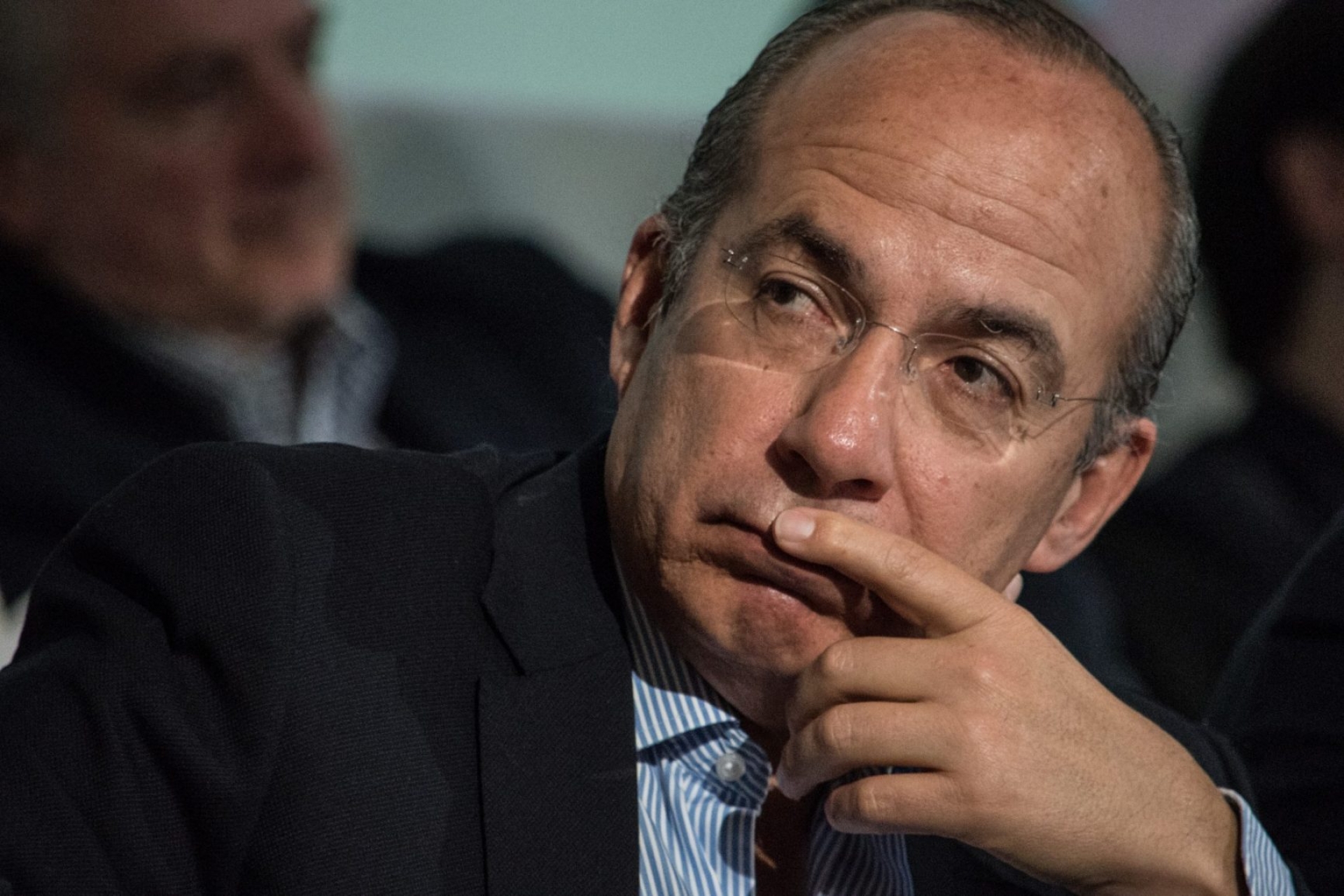 Felipe Calderón asegura que si AMLO lo investiga y somete a proceso estaría violando la constitución