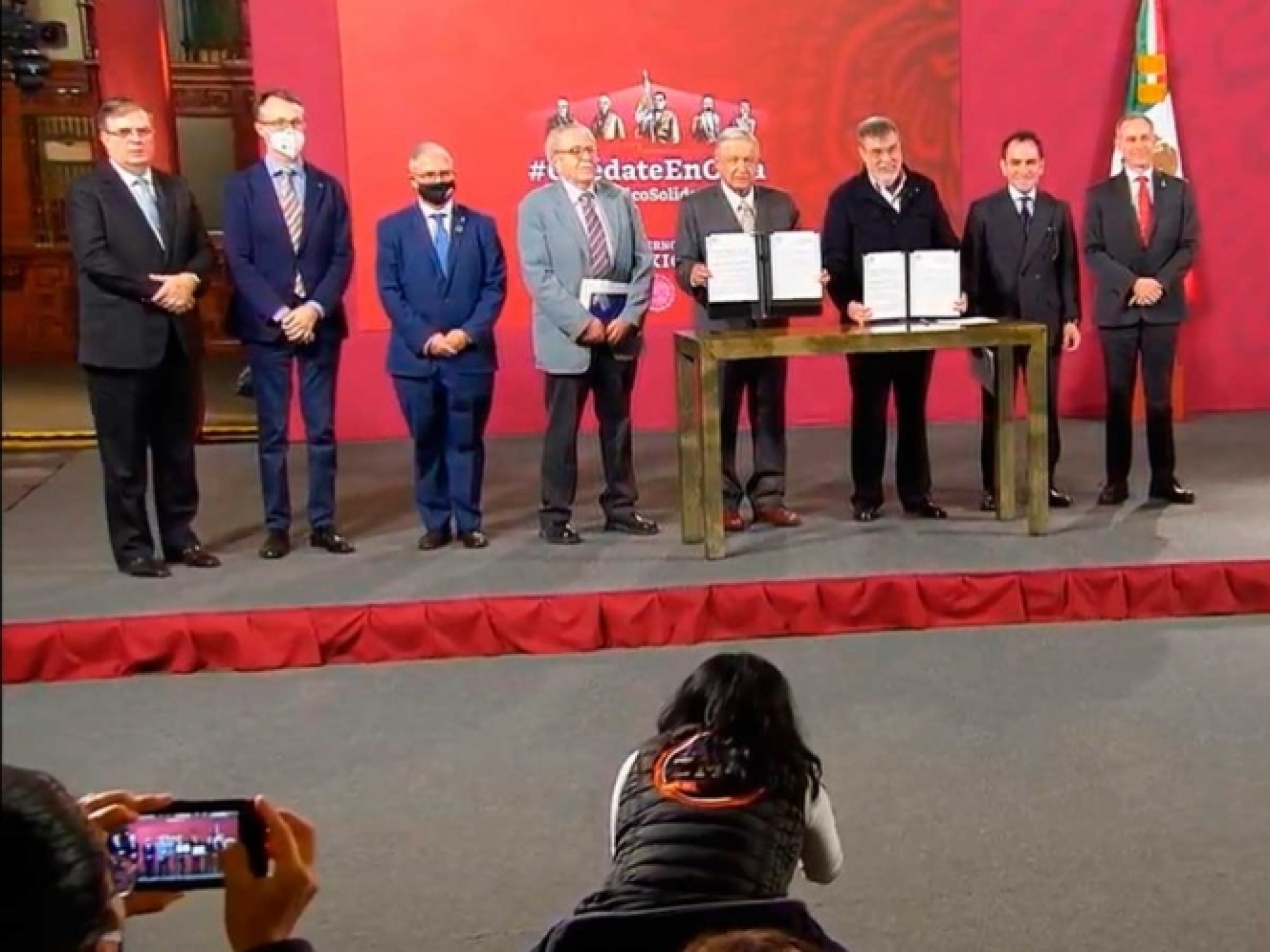 Gobierno de AMLO firma acuerdo con la ONU para compra de medicinas por 32 mil mdp