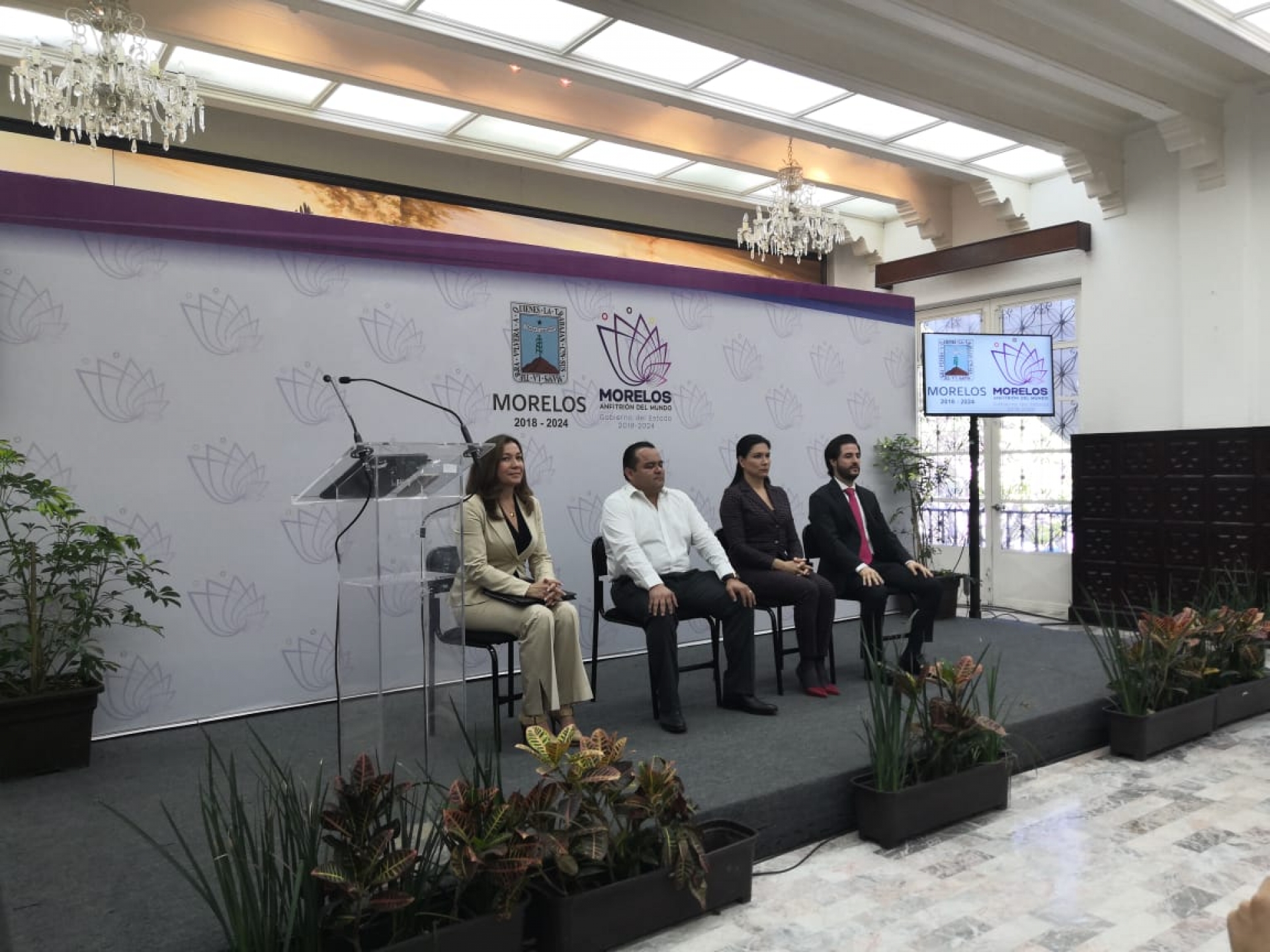 Presenta SDEyT cinco programas de apoyo a microempresarios