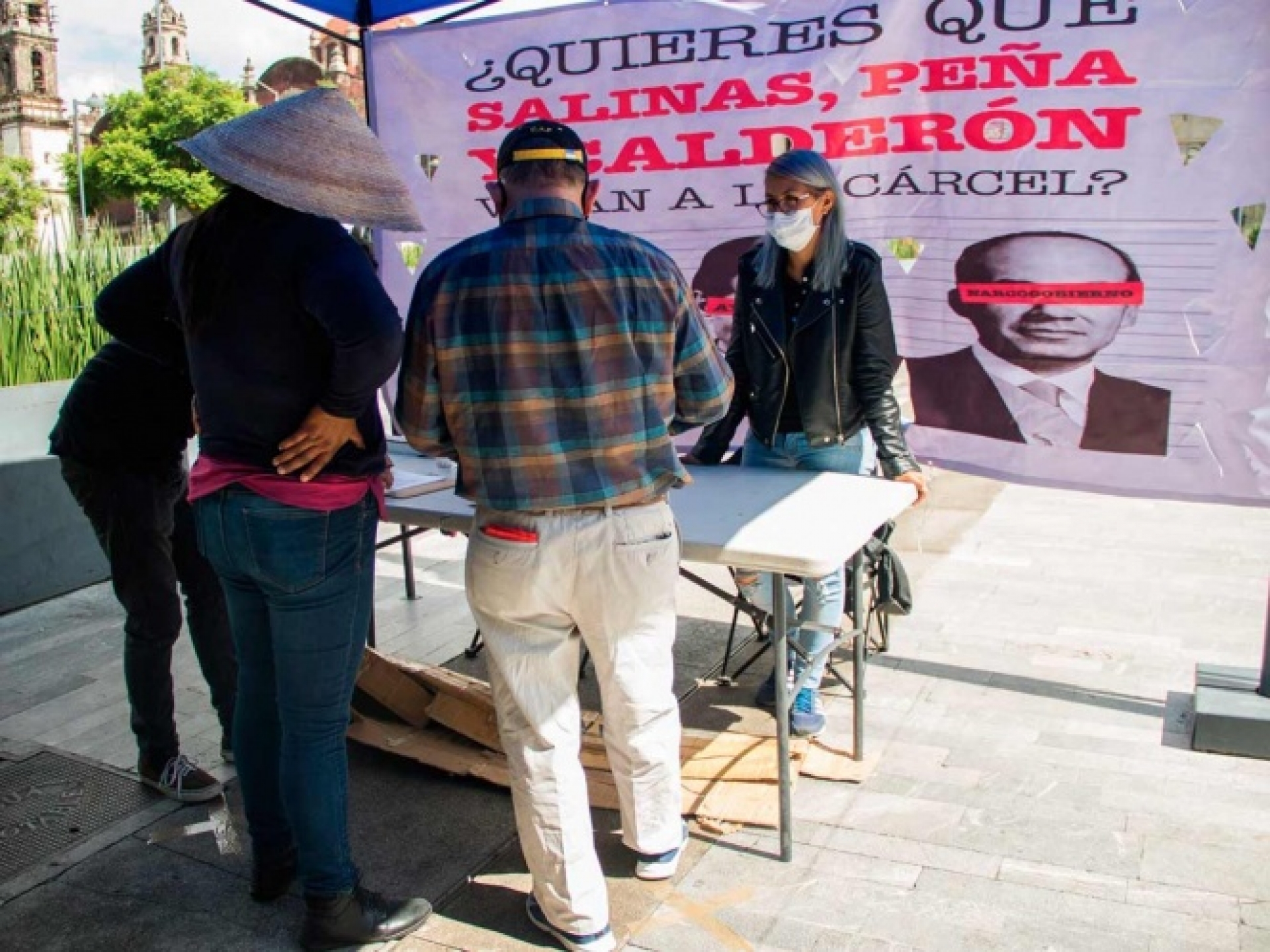 Alista López Obrador solicitud de consulta de juicio a expresidentes