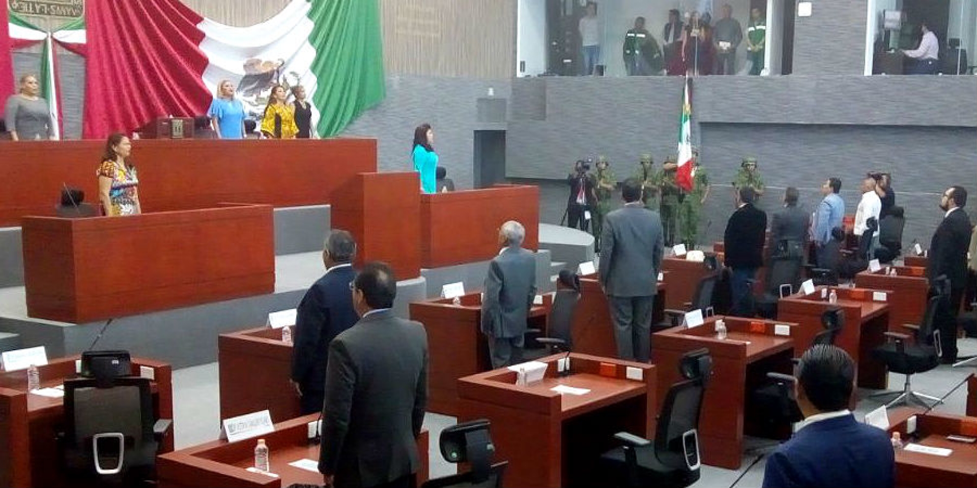 Llevan a cabo ceremonia de inauguración de la nueva sede del Congreso local