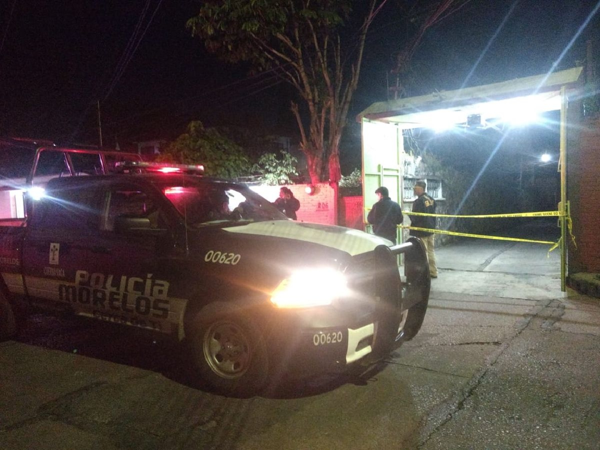 Balean a dos hombres en Lomas de la Selva; uno murió