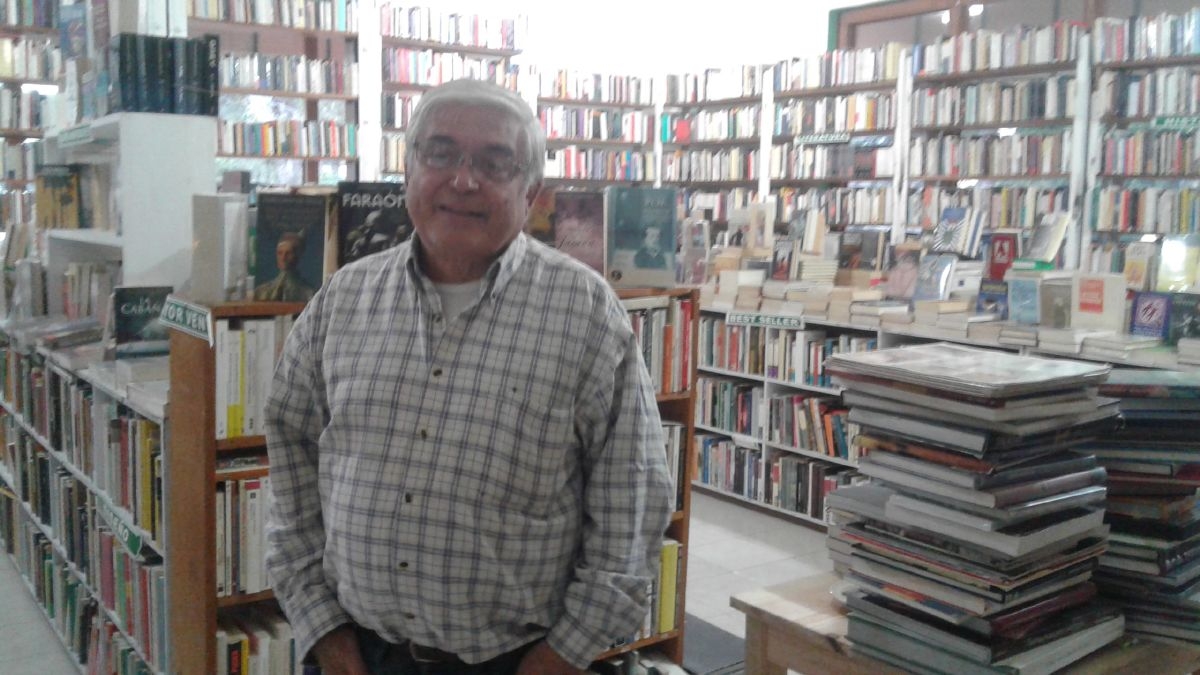 El libro es mi hermano mayor, mi mejor amigo: Luis Amaro