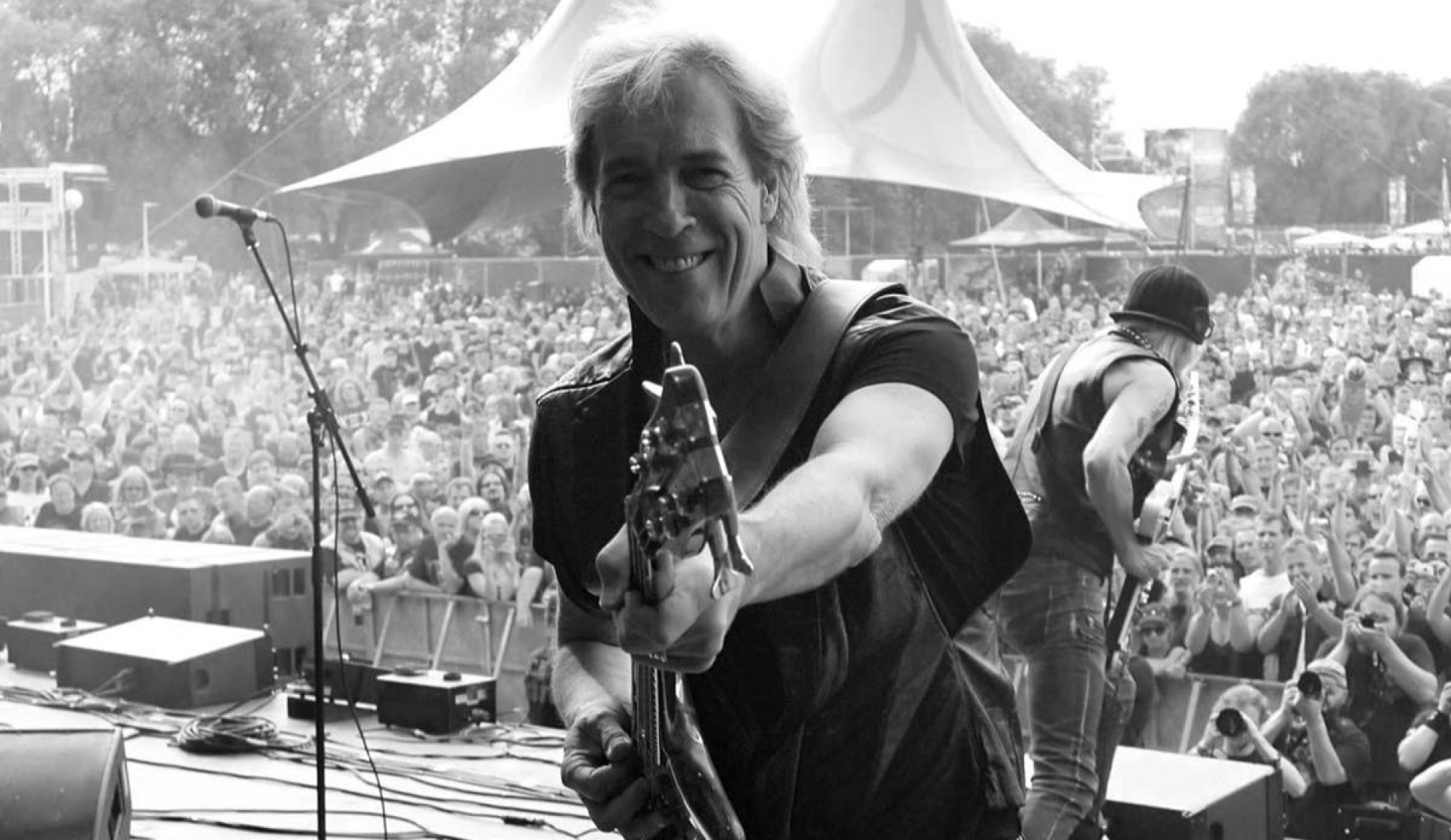 Fallece Francis Buchholz, emblemático bajista de Scorpions, a los 71 años