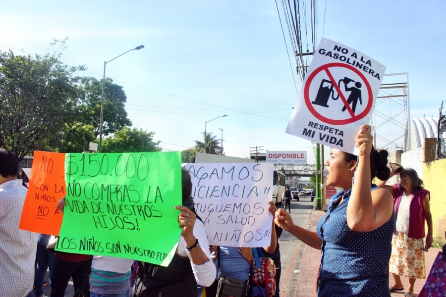 Otra protesta contra gasolinera provoca el cierre de la avenida Morelos