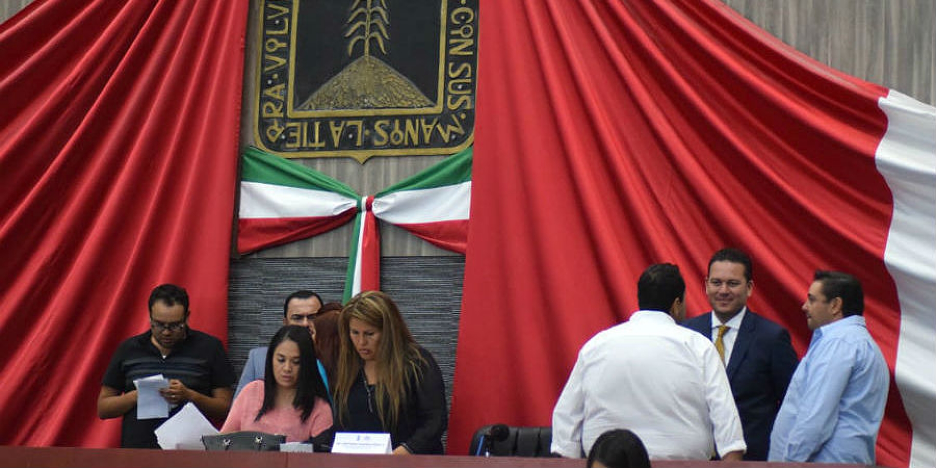 Aprueban diputados reformas para nombrar fiscal anticorrupción y más comisionados del IMIPE
