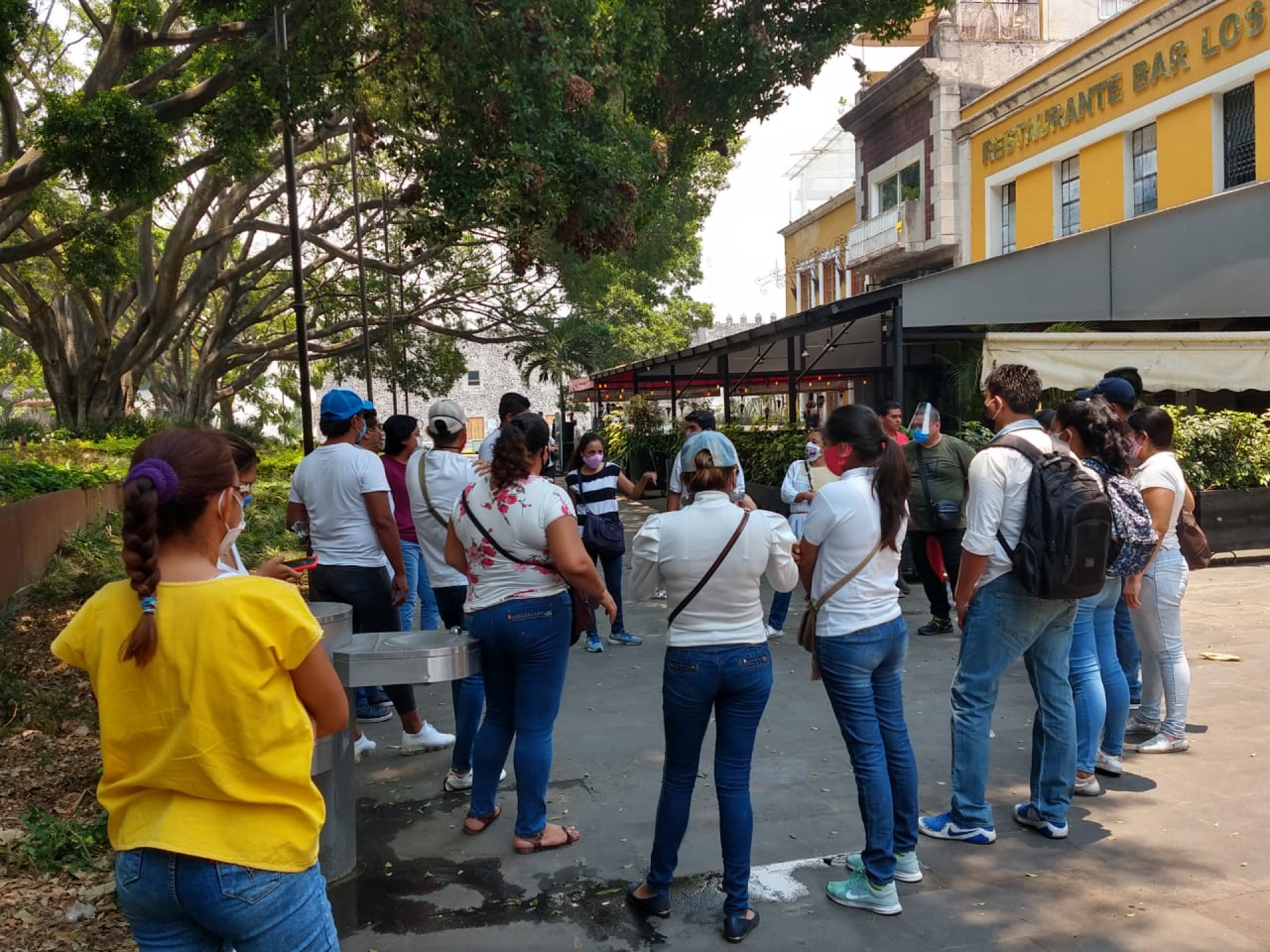 Señalan docentes de nuevo ingreso 'nulo interés' de autoridad en dar solución a su demanda