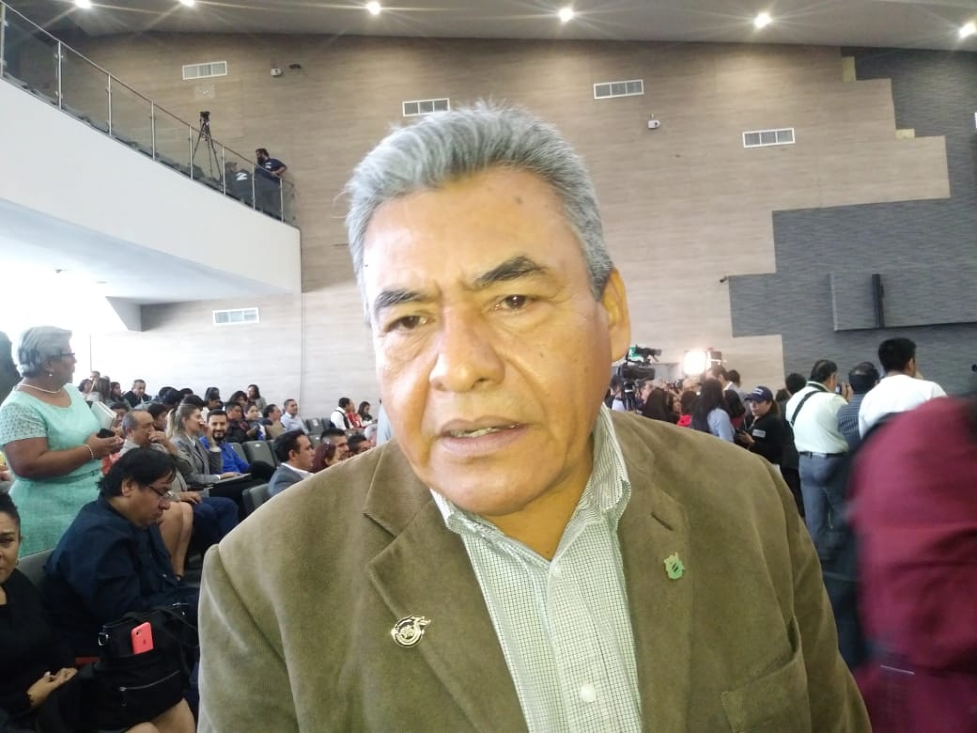 Con aumento del 3.3 por ciento se resolvió huelga en el Cobaem