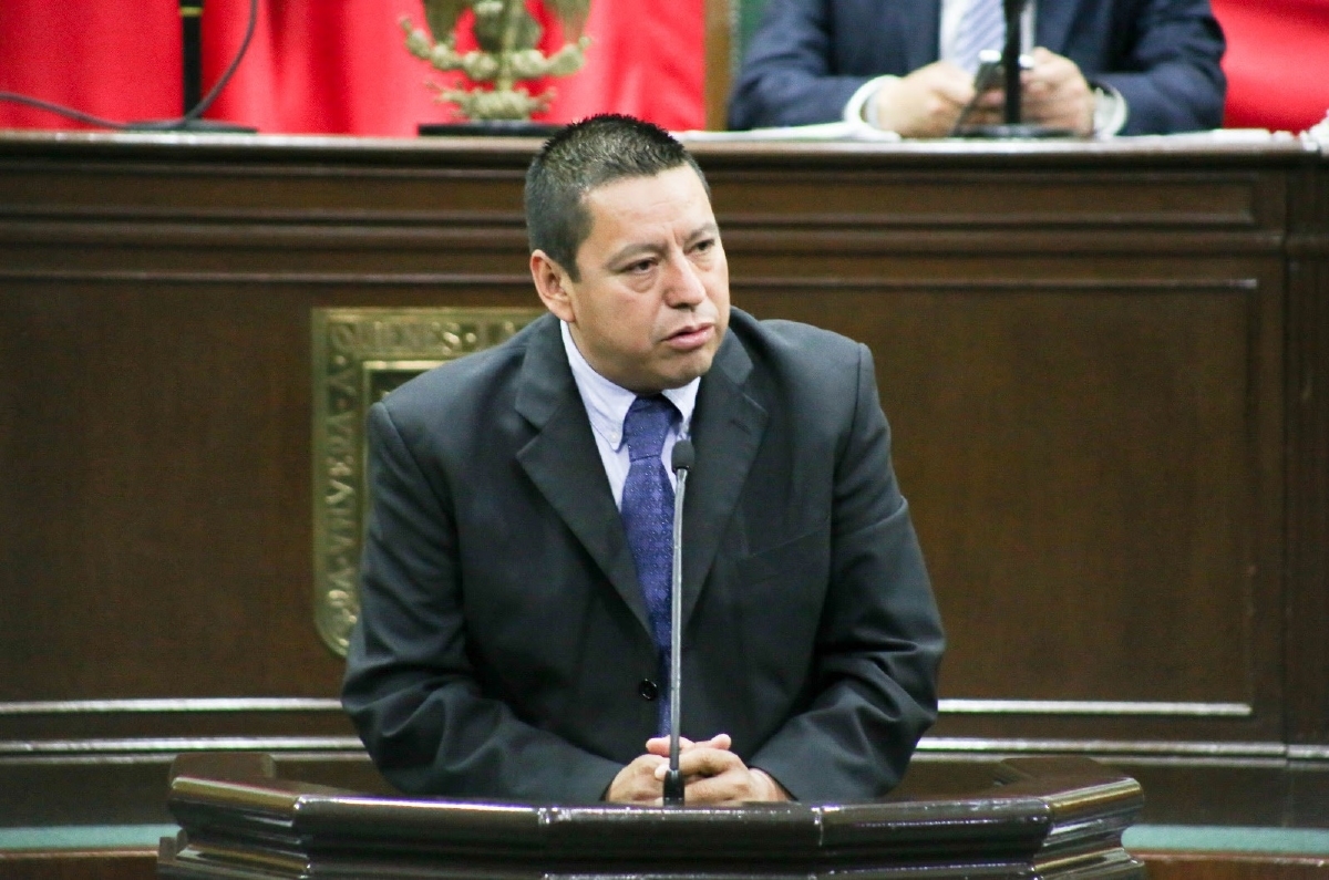 Diputado quiere oficializar la medicina tradicional