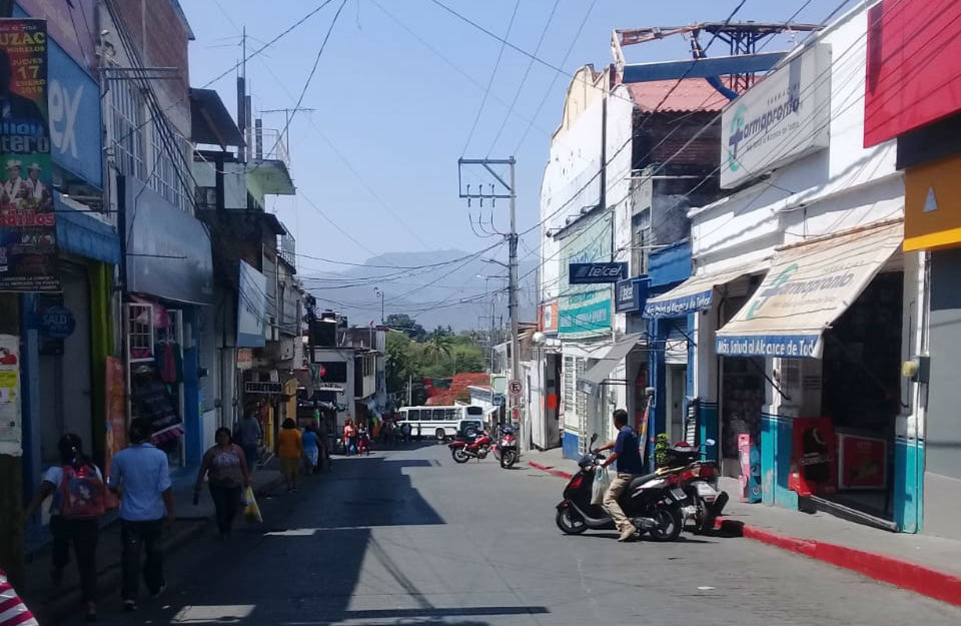 Retienen pobladores de Xoxocotla al alcalde de Puente de Ixtla