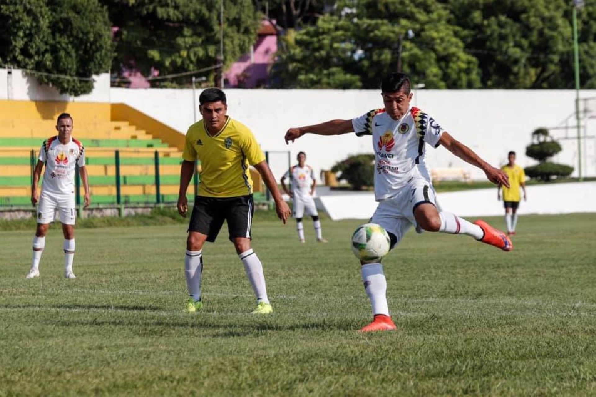 Arranque explosivo
