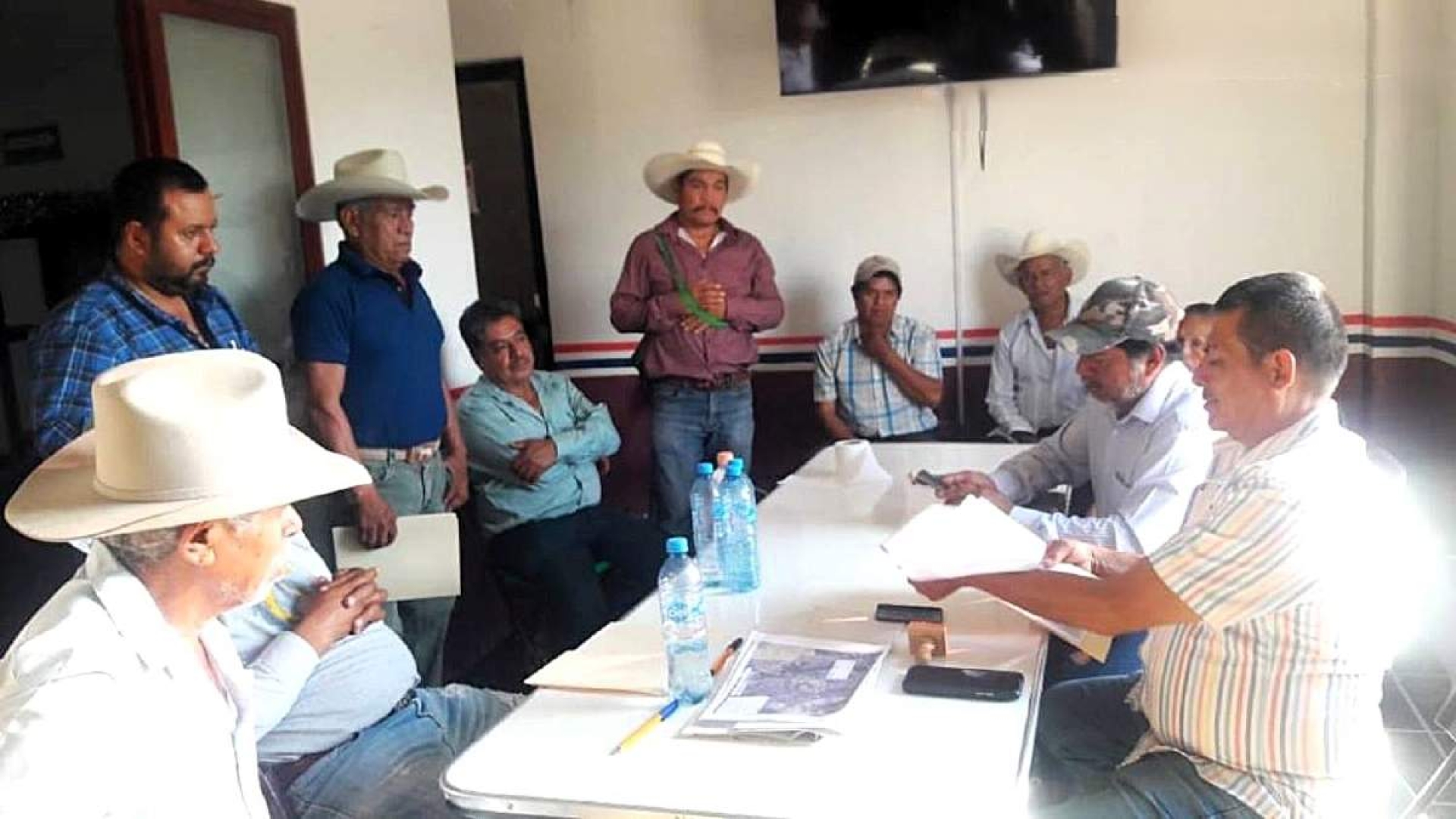 Ejidos de Tepalcingo y Pitzotlán acuerdan solucionar delimitación territorial