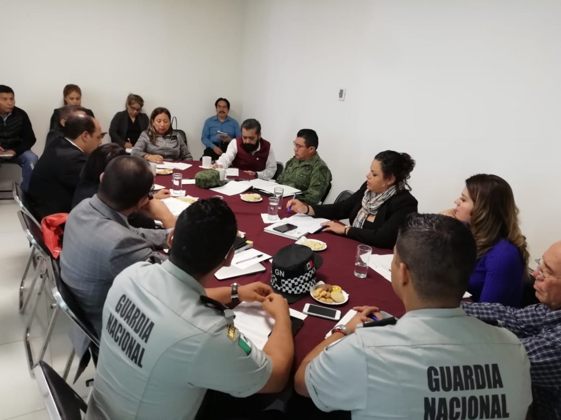 Emprenden acciones para impulsar el programa 'Escuela Segura'