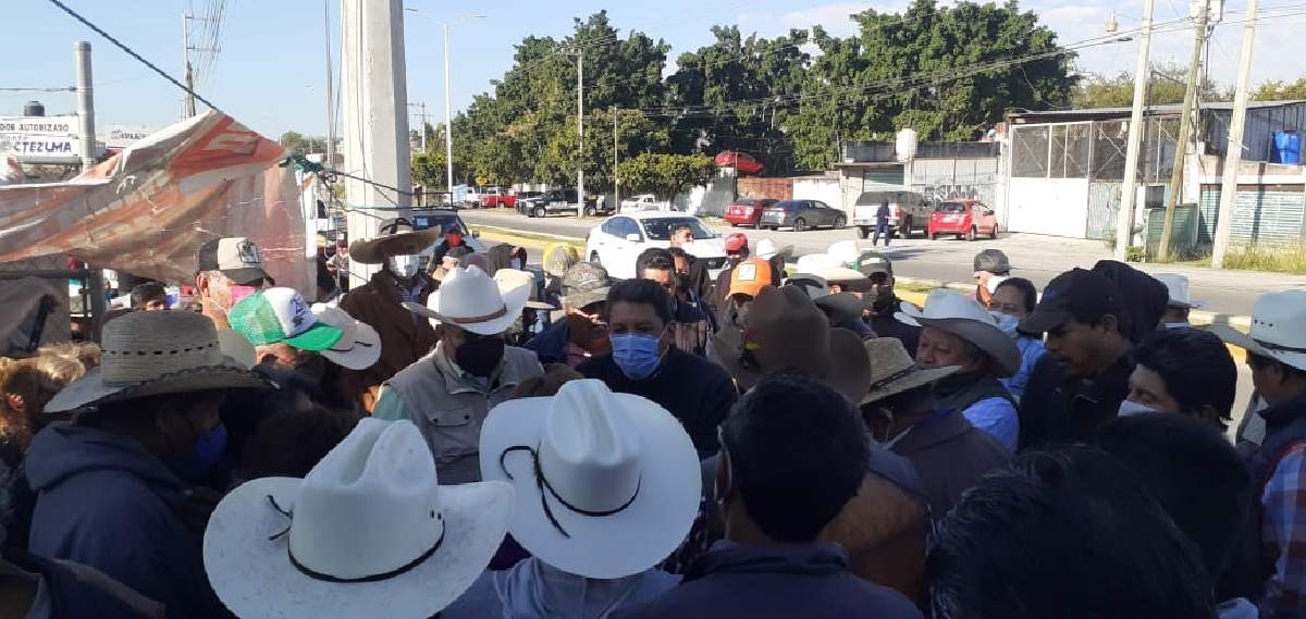 Se confrontan ejidatarios y opositores a la termoeléctrica por instalaciones
