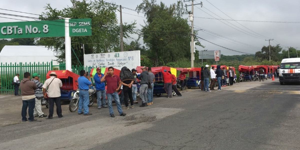 Solicitan mototaxistas se garantice que Xoxocotla será municipio indígena