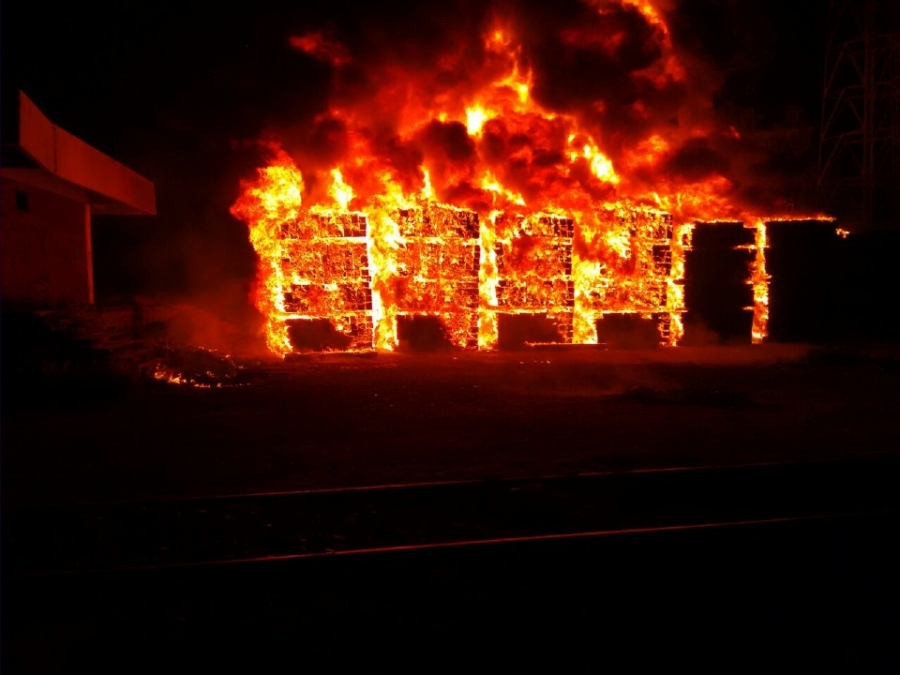 Se incendia estación del tren de Cuautla