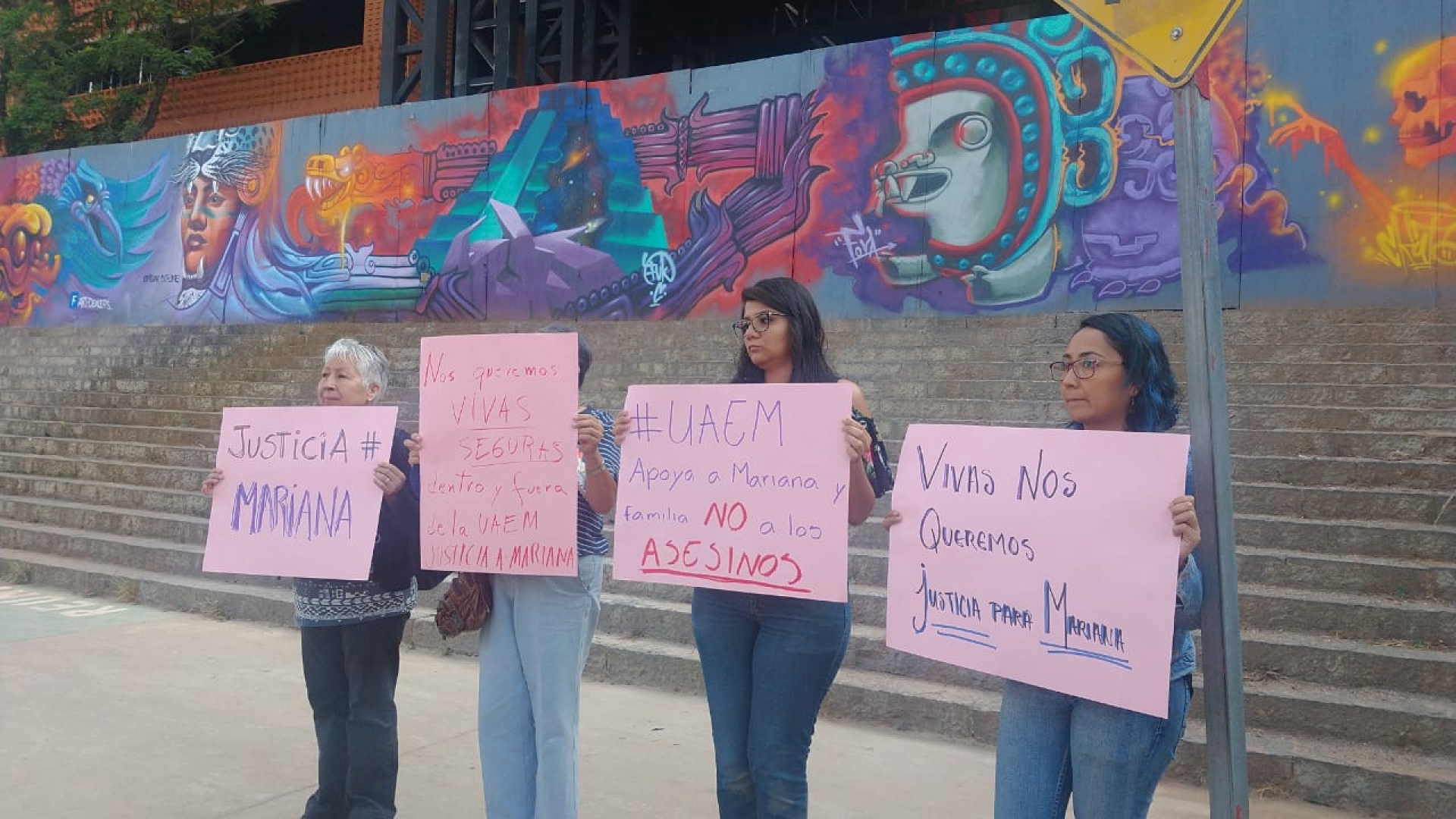 Demandan anteponer derecho de las mujeres a una vida libre de violencia, en la UAEM