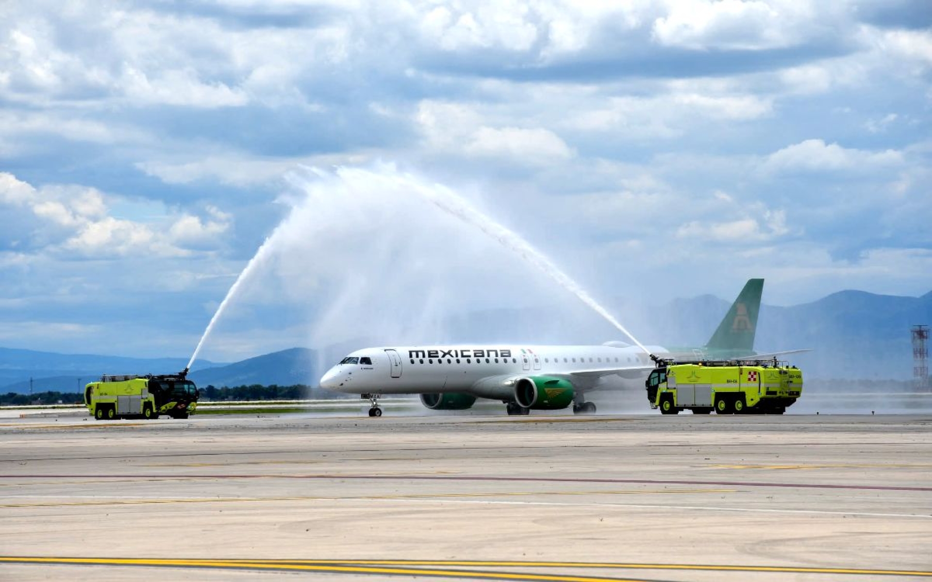 Mexicana recibe su primer 'Embraer E195-E2' para modernizar de su flota