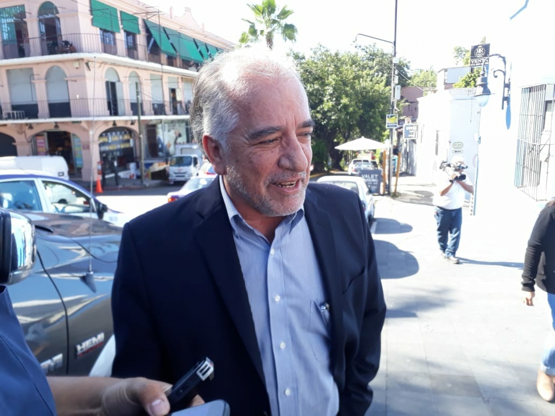 Informa rector de UAEM que podrían liberarse recursos