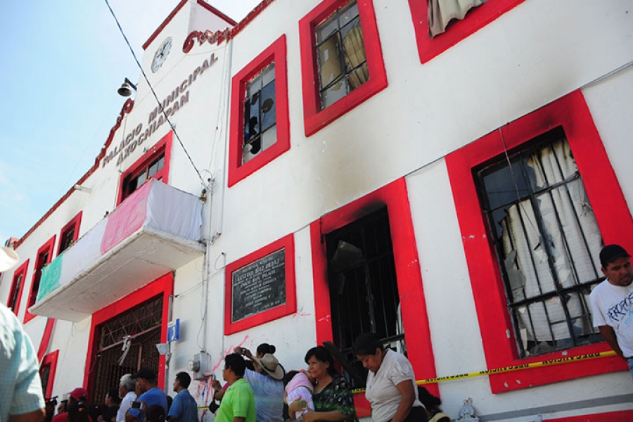 La FGE insistirá en acusar de terrorismo a 19 detenidos en Axochiapan