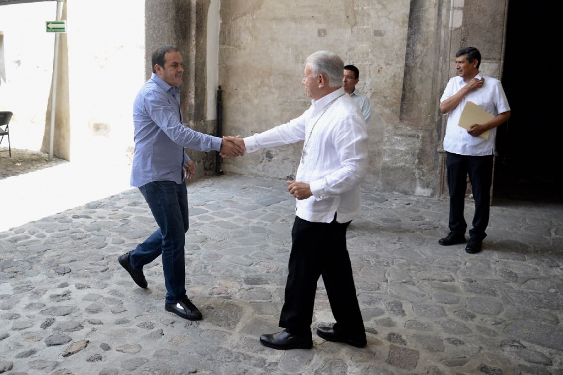 Recorre Cuauhtémoc Blanco el Museo de Arte Sacro de Cuernavaca