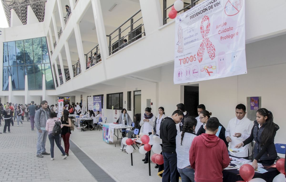 Fomenta UAEM la prevención en la XVI Feria del SIDA