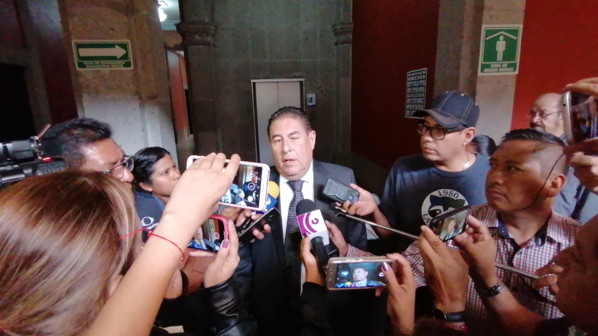 En enero, vehículos que no cumplan con reemplacamiento serán llevados al corralón: SMyT