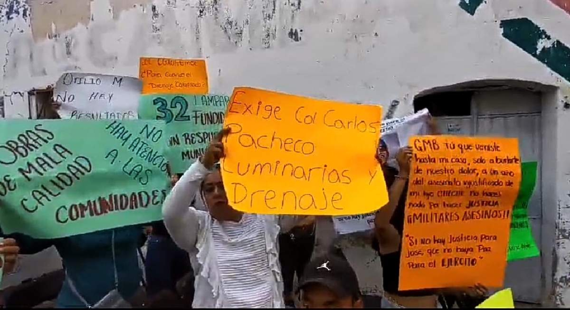 Abandona Cabildo de Tlaltizapán al alcalde en su segundo informe