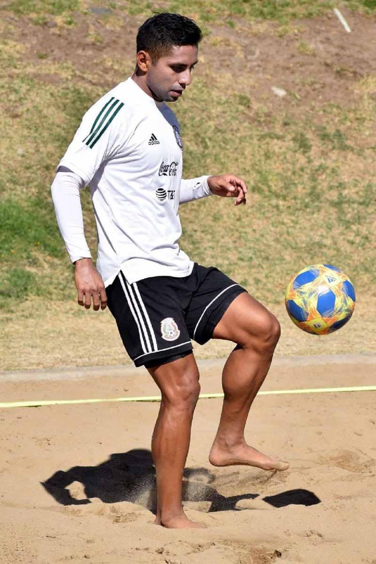 Néstor Salomé, entrena en campamento de pretemporada con la Selección Mexicana de Futbol de Playa