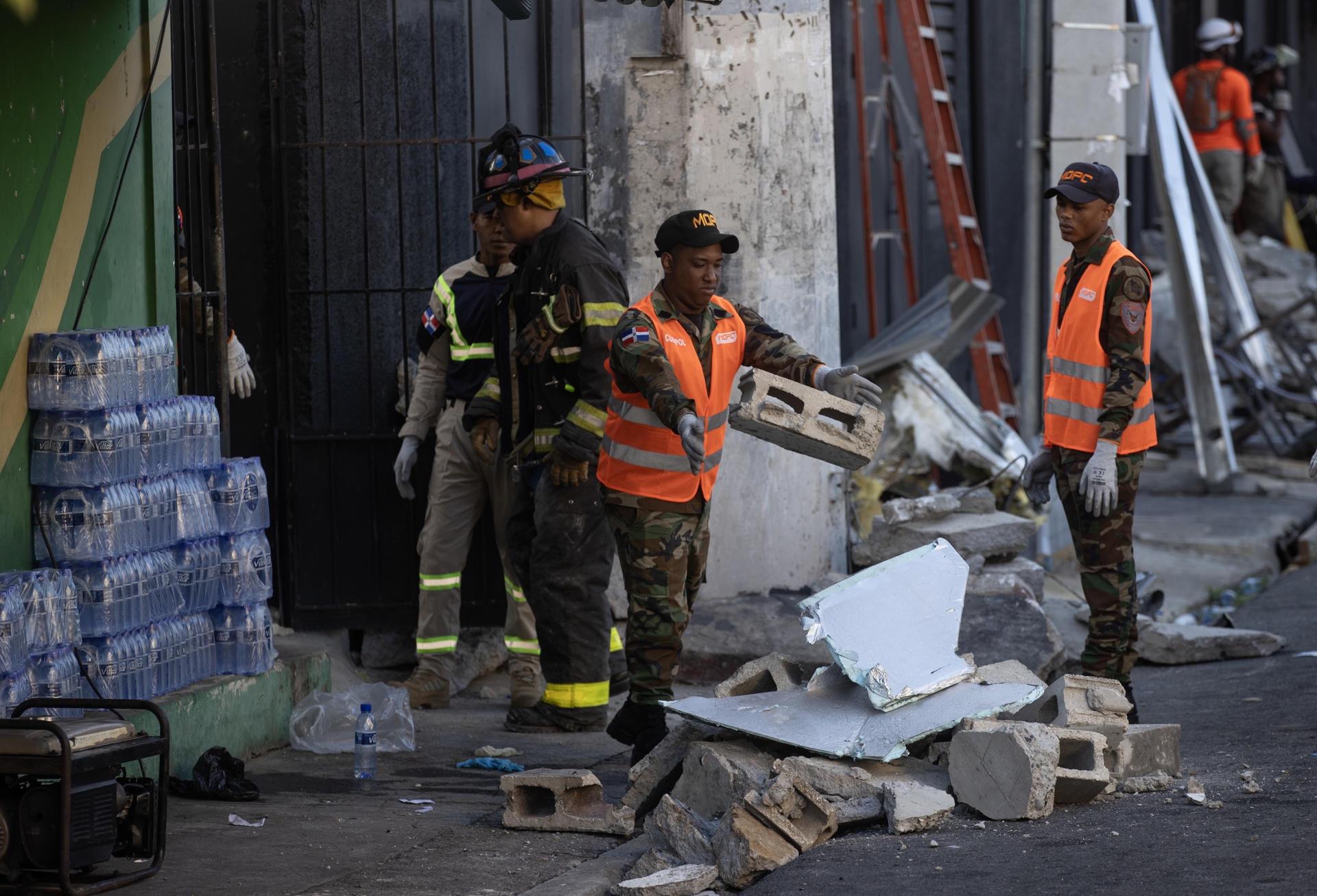 Dueño de discoteca en Santo Domingo admite fallas previas antes del colapso