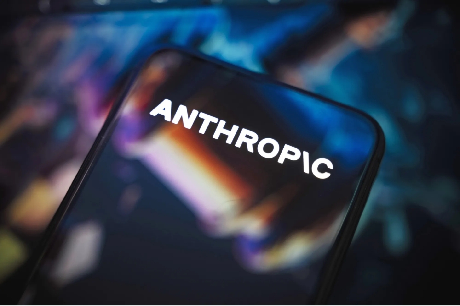 Nvidia y Microsoft invertirán 15 mil millones de dólares en Anthropic y redefinen la carrera por la IA generativa