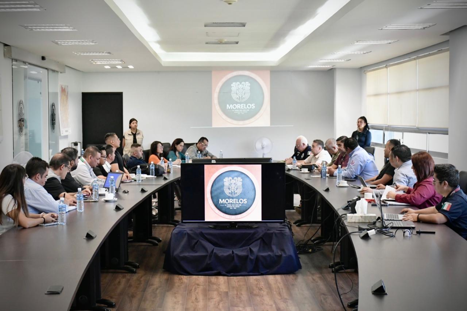 Fortalecen coordinación SSPC Morelos y Guardia Nacional con representantes de tiendas y empresas para prevenir delitos en 'Buen Fin 2025'