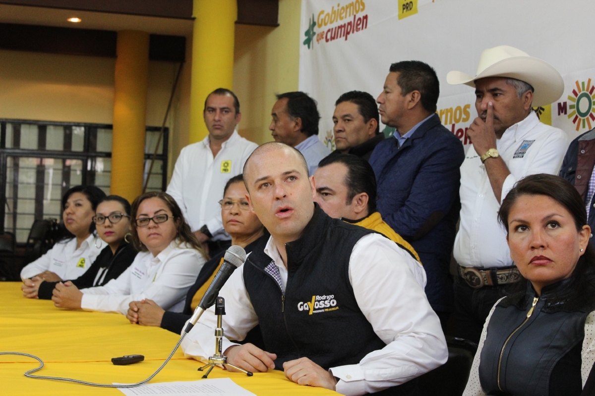 El PRD anuncia que sus diputados tratarán de cancelar aumento al pasaje