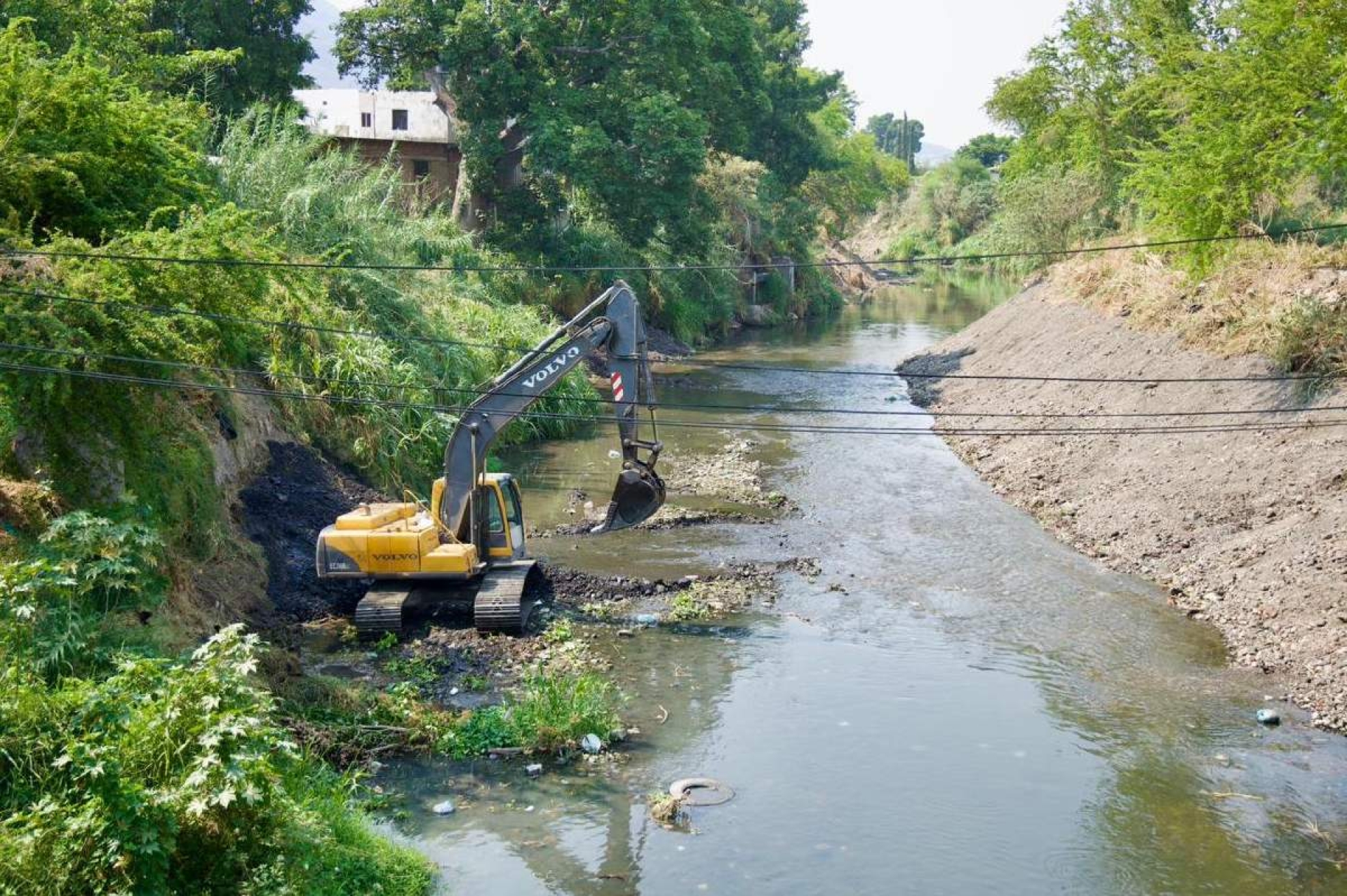 En marcha, labores para prevenir inundaciones en Jojutla
