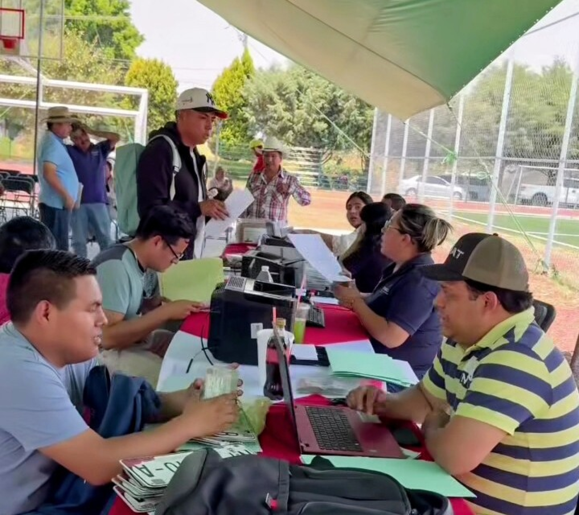 Lleva diputada Tania Valentina Rodríguez módulo itinerante de trámites vehiculares a Ocuituco en apoyo a automovilistas