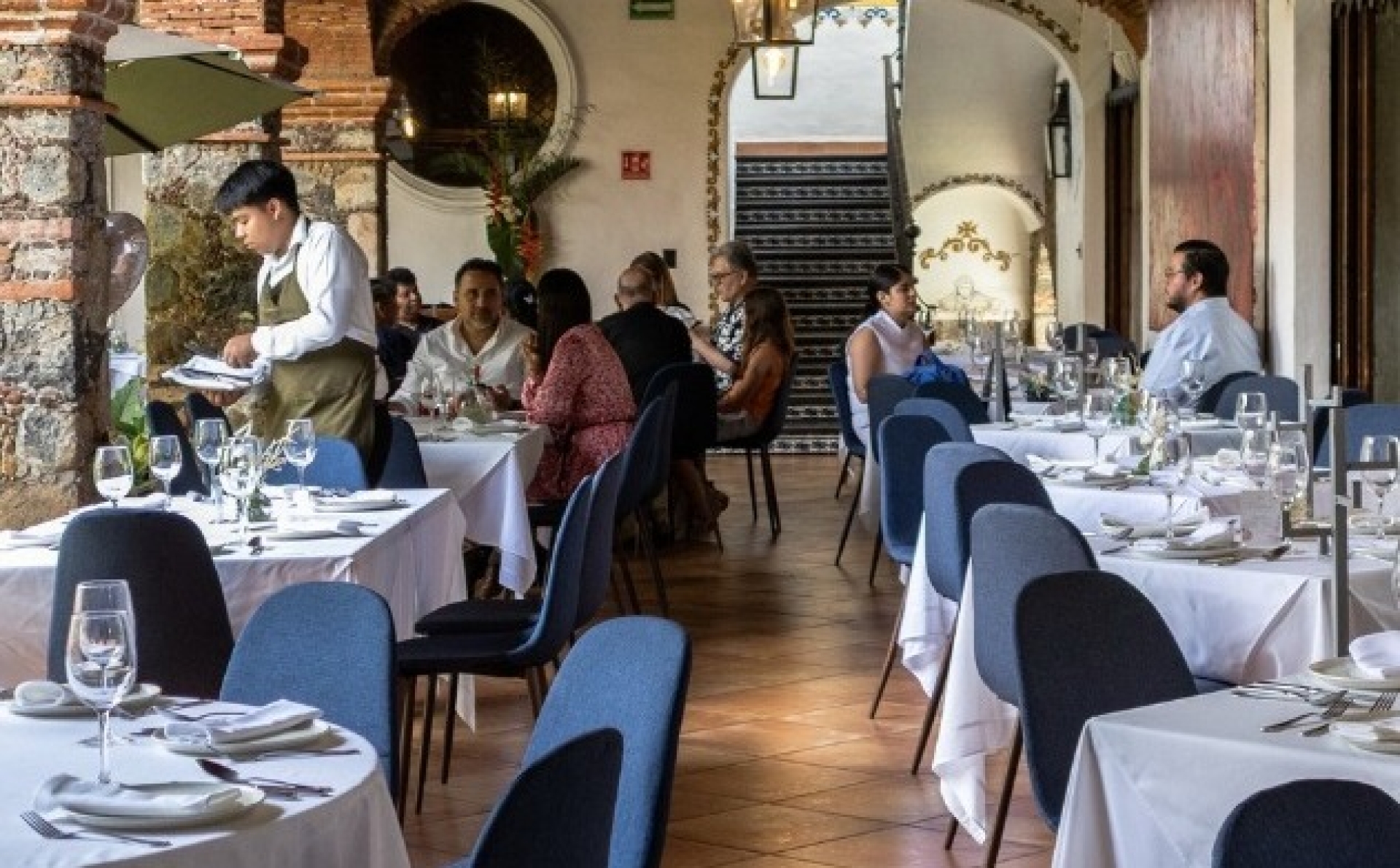 Restauranteros reportan aumento de hasta 10% en ventas por San Valentín